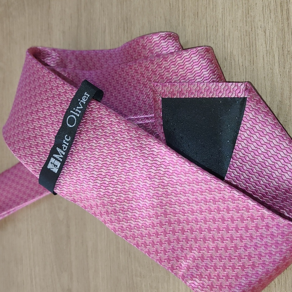 Tie hand made by marc olivier